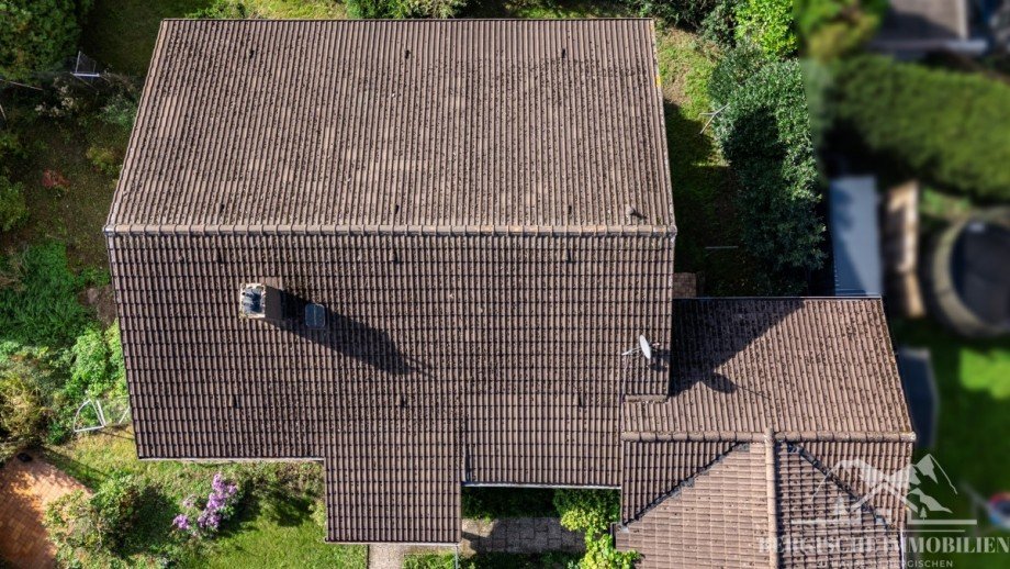 Dach Zweifamilienhaus Engelskirchen