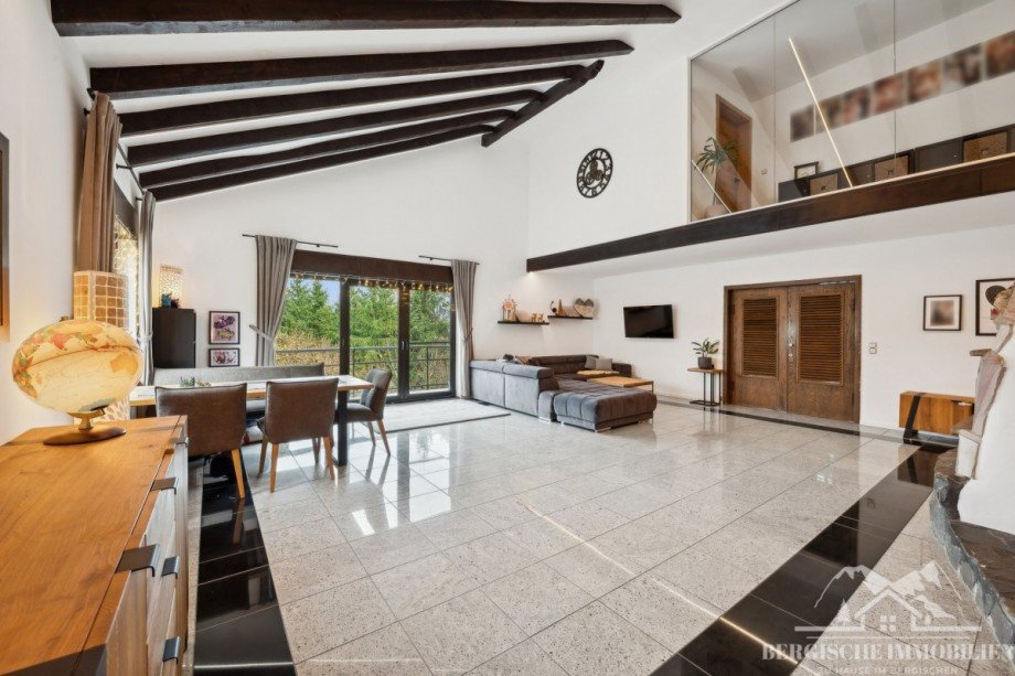 EG - Wohnzimmer d Einfamilienhaus Wiehl