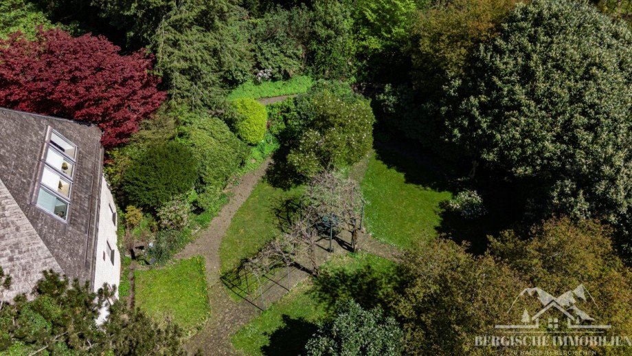 Luftbild Garten Ost Villa Gummersbach