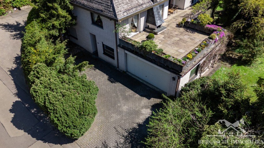 Eingang ELW Villa Gummersbach