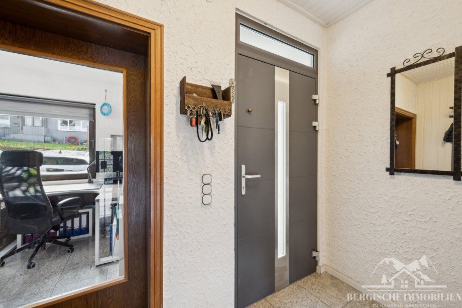EG - Diele-B�ro Erdgeschosswohnung Wiehl