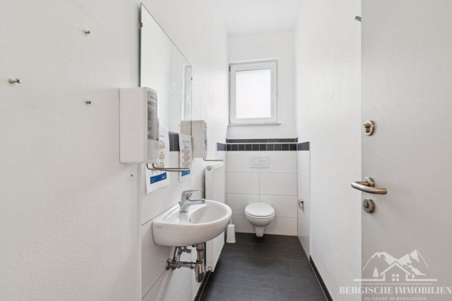 EG - Toilette sonstige Landwirtschaftsimmobilien Radevormwald